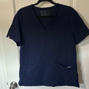 Figs Casma scrub top